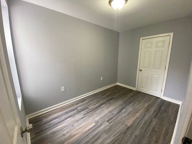 Building Photo - Anika Homes 4 Bedroom