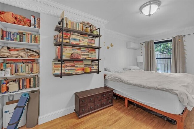 Building Photo - 108 W 130th St