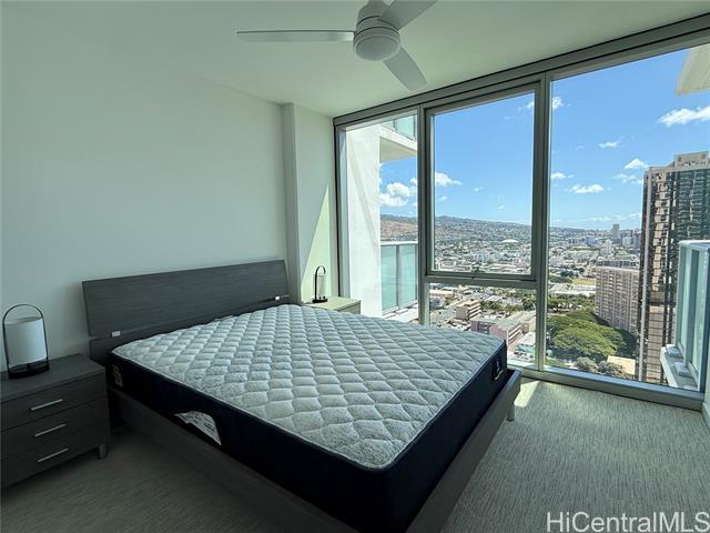 Foto del edificio - 1515 Liona St