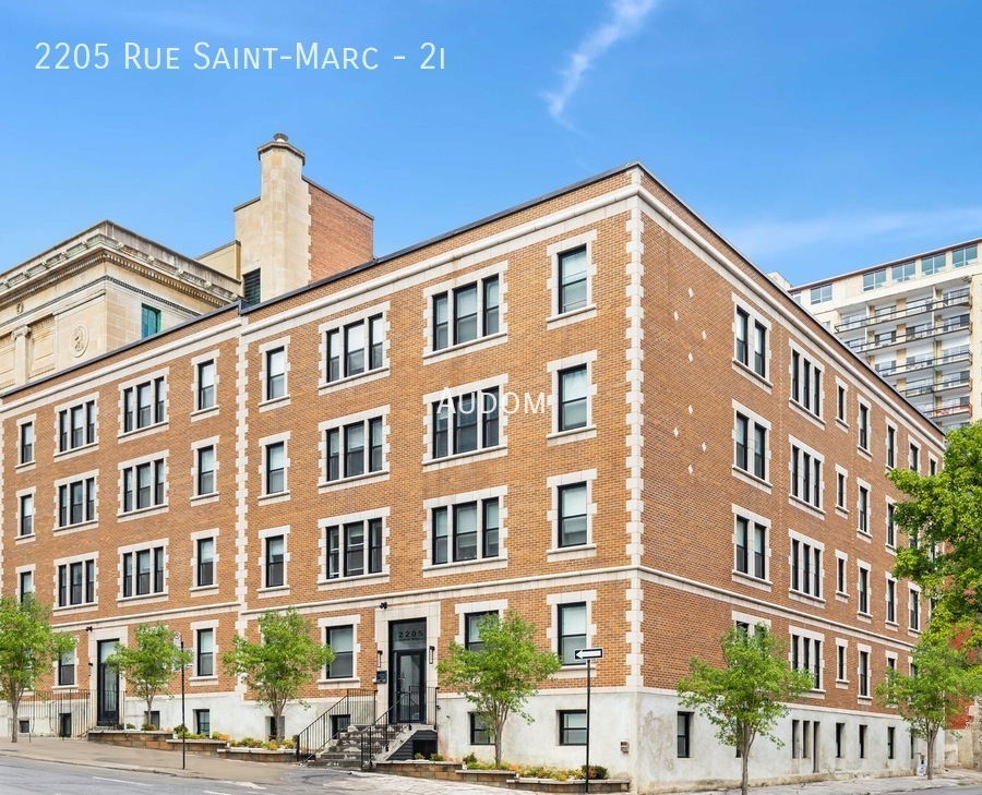 Primary Photo - 2205 Rue St Marc