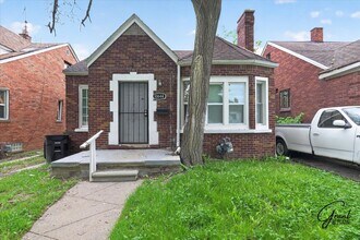 Building Photo - 10644 Stratman St