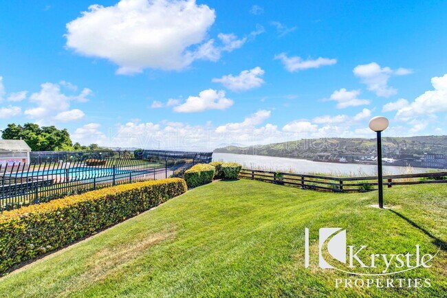 Foto del edificio - 1201 Glen Cove Pkwy