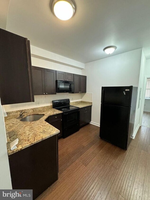 Foto principal - 1515 W Seybert St