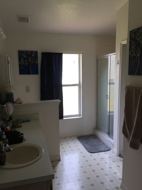 Building Photo - 10712 Fairhaven Way