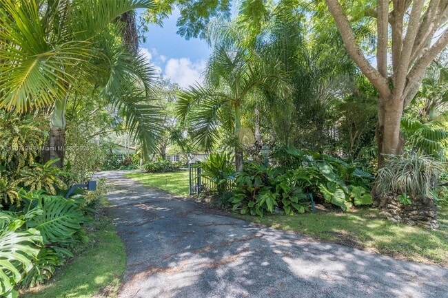 Foto del edificio - 9240 SW 69th Ct