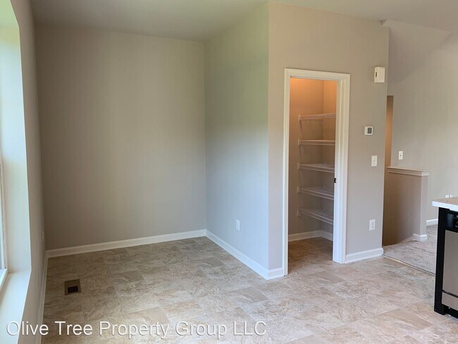 Building Photo - 3 br, 2 bath House - 267 Patchwork Dr