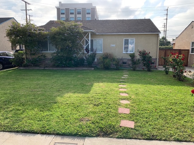 Building Photo - 8624 Lilienthal Ave