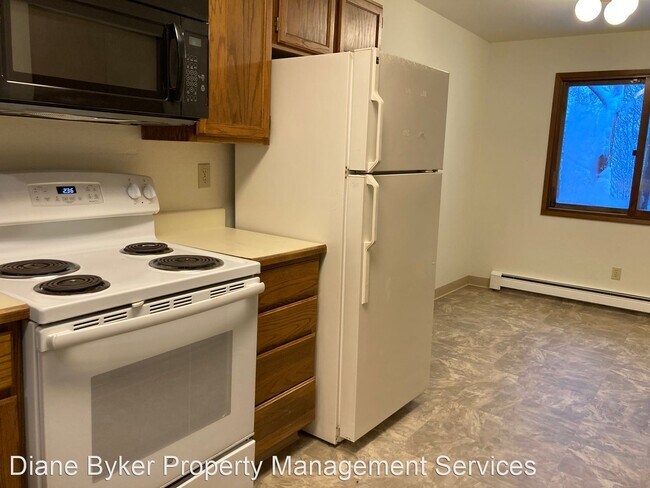 Building Photo - 2 br, 2 bath House - 5620 E. 40th Ave #C303