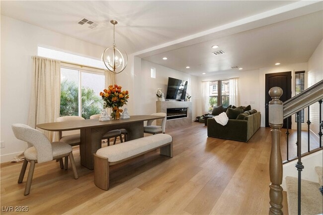 Foto del edificio - 9758 Hawk Crest St