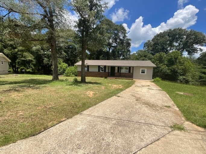 Primary Photo - 1030 Winchester Cir