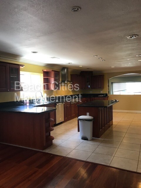 Foto del edificio - 2310 San Francisco Ave