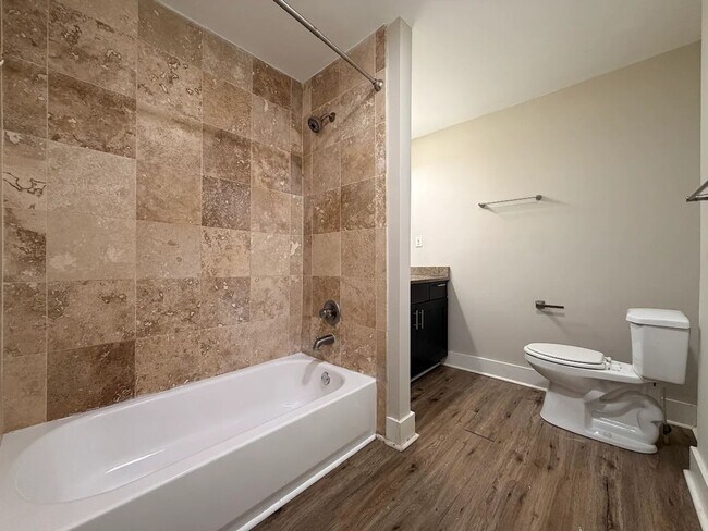 Foto del edificio - 3 bed 2 bath in Dekalb!