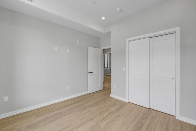 Building Photo - 1205 S 15th Street
