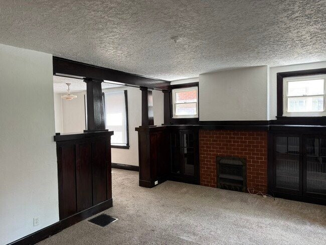 Building Photo - 3518 Beechwood Blvd