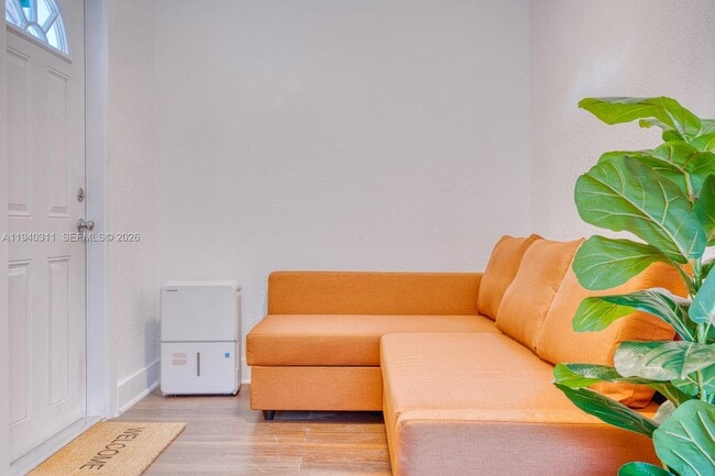 Foto del edificio - 2741 SW 67th Ave