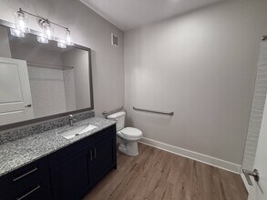 Interior Photo - The Crest at Oakwood