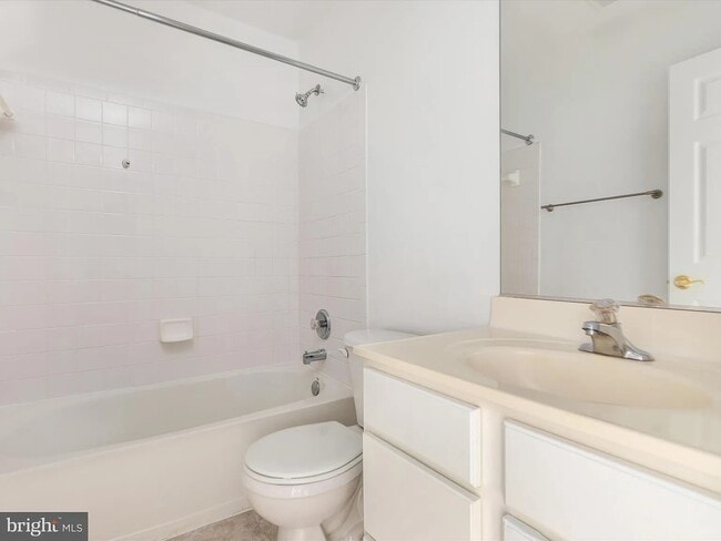 Foto del edificio - 8105 Rainwater Cir