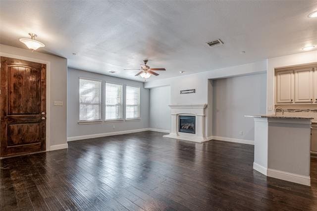 Foto del edificio - 4405 Dexter Ln