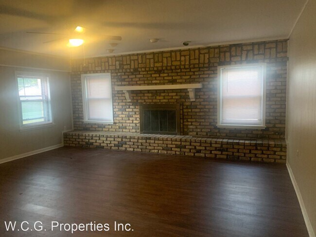 Building Photo - 3 br, 2 bath House - 9019 Sara