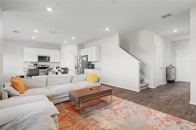 Building Photo - 18517 Cremello Dr