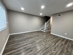 Building Photo - 3289 Reis Ave