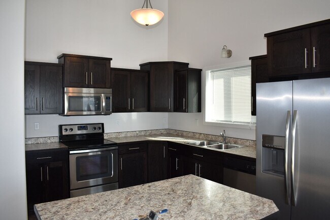 Foto del edificio - 433 E Foxtail Dr