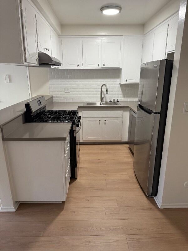Foto del edificio - 711 Westmount Dr