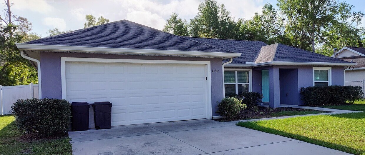 Primary Photo - 3 bedroom, 2 bath, home with fenced in bac...