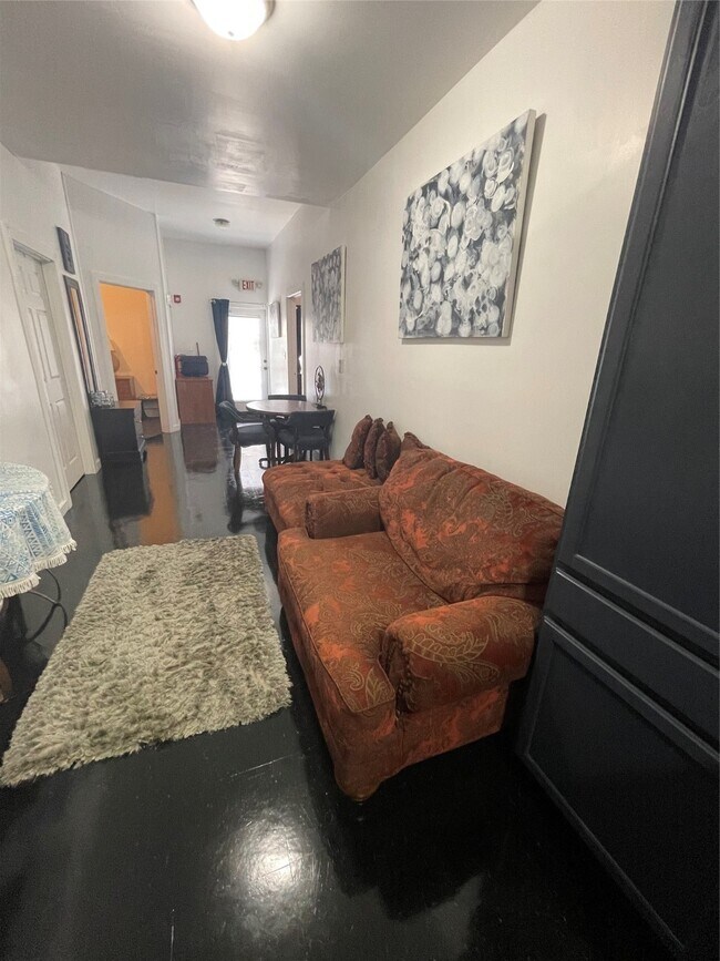 Foto del edificio - 20892 Cochran Rd