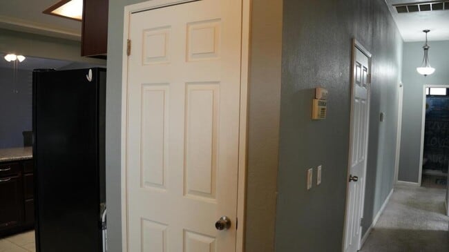 Foto del edificio - 7607 Harmony Oaks Way