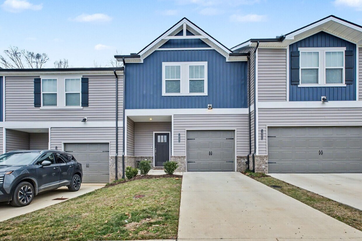 FOR LEASE- 3 BED 2.5 BATH TOWNHOME IN LEBANON TN! - FOR LEASE- 3 BED 2.5 BATH TOWNHOME IN LEBANON TN!