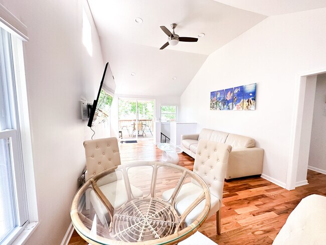 Foto del edificio - 4259 Oakguard Ct