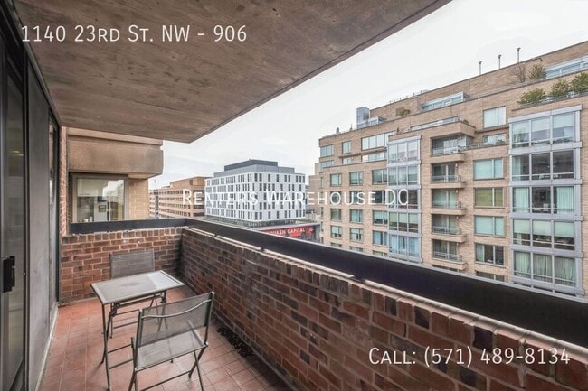 Photo - 1140 23rd St NW House