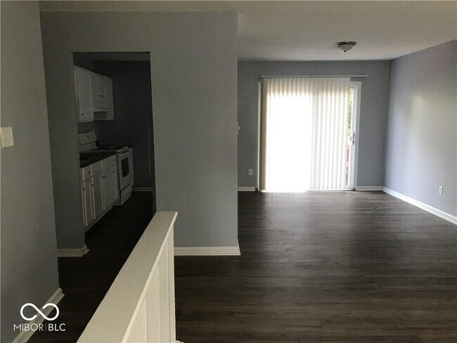 Foto del edificio - 9444 English Oak Dr