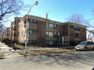 Building Photo - 2000 W Arthur Ave