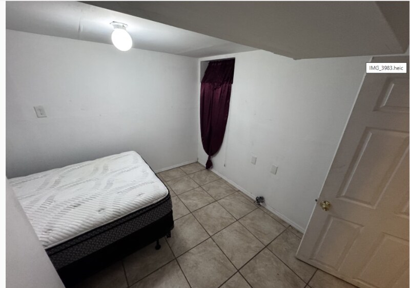 Foto del edificio - 106 Westwood Dr