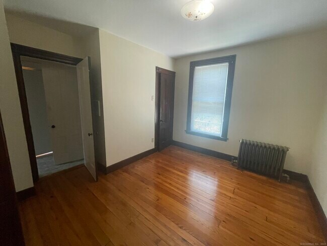 Foto del edificio - 35 Thimble Island Rd