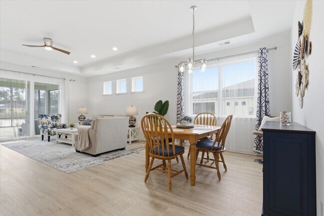 Foto del edificio - 855 Weekend Ave