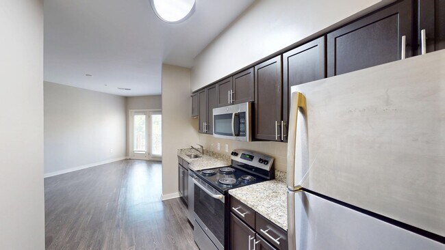 Foto del edificio - Studio Apartment With Amenities in Melrose...