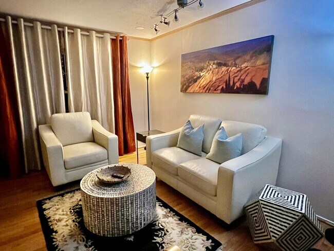 Foto del edificio - 12001 State Rte 5320