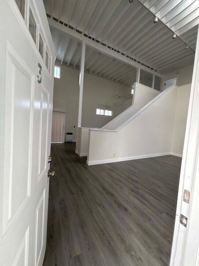 Foto del edificio - 915 Broadway St