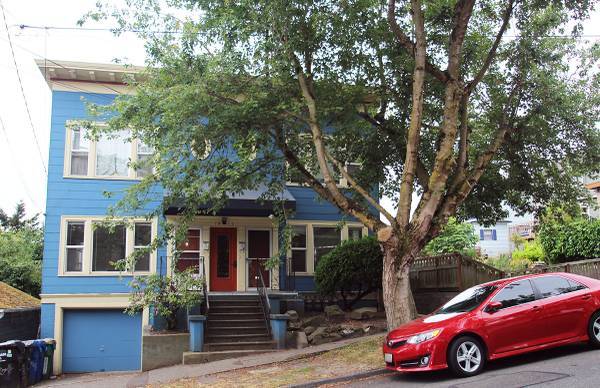 Classic Capitol Hill - 1915 E Cherry St