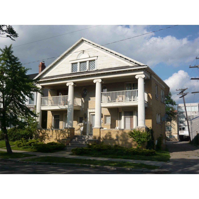 650 Van Dyke Unit Floor 2, Detroit, MI 48214 Apartment for Rent in