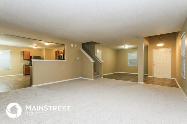Building Photo - 818 Runnymede Dr