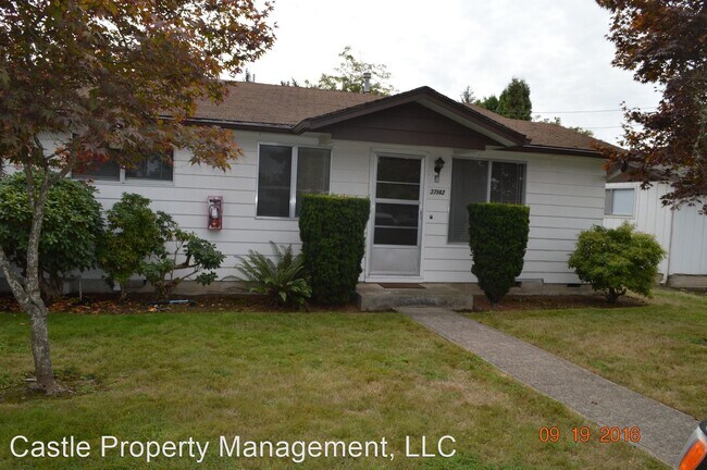 Building Photo - 37142-37144 Gore Dr