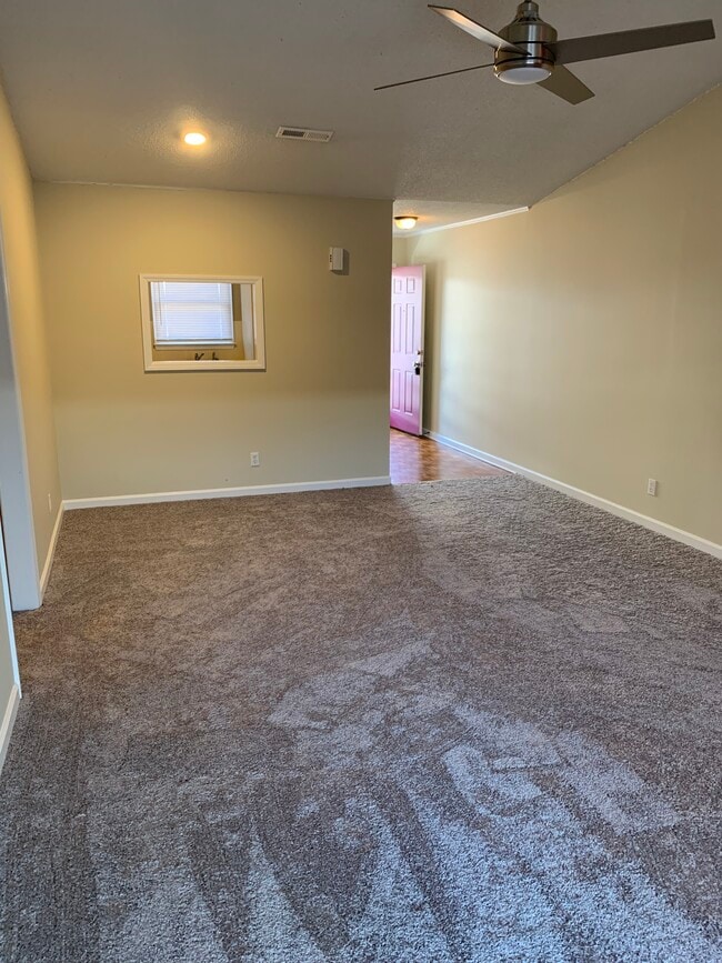 Foto del edificio - 133 Columbine Dr. Unit # 113