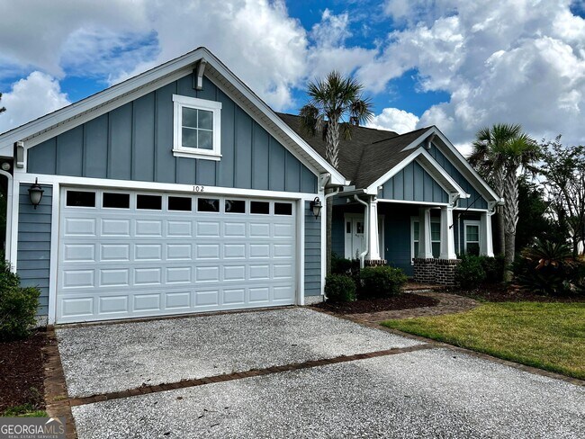 Building Photo - 102 Settlers Hammock Way