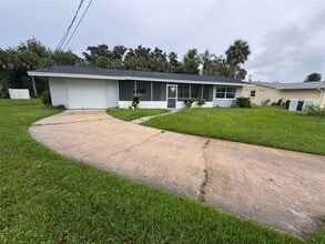 Building Photo - 116 Myakka Dr