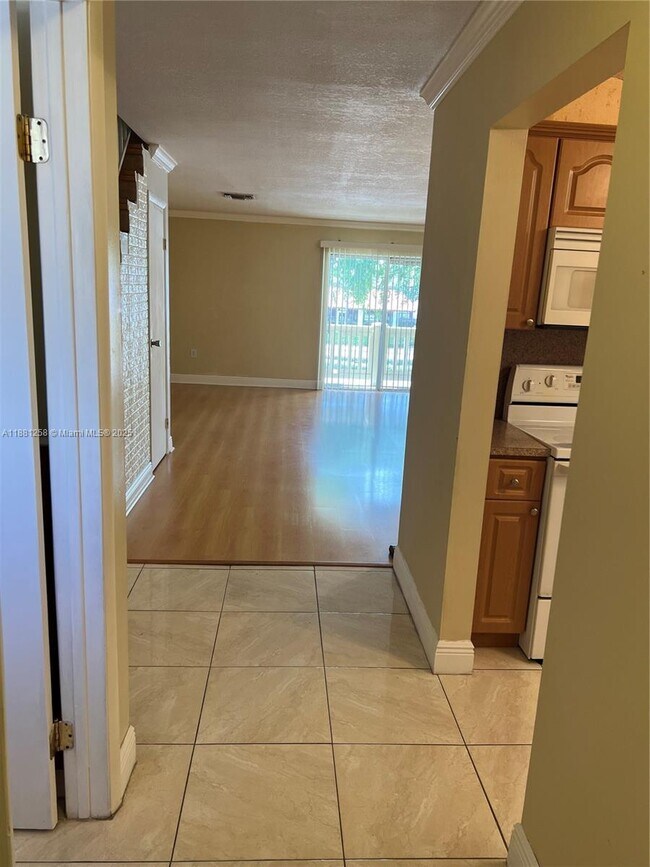 Foto del edificio - 8607 SW 137th Ave