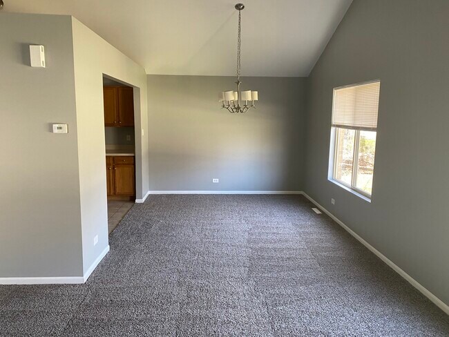 Foto del edificio - 14307 Davis St